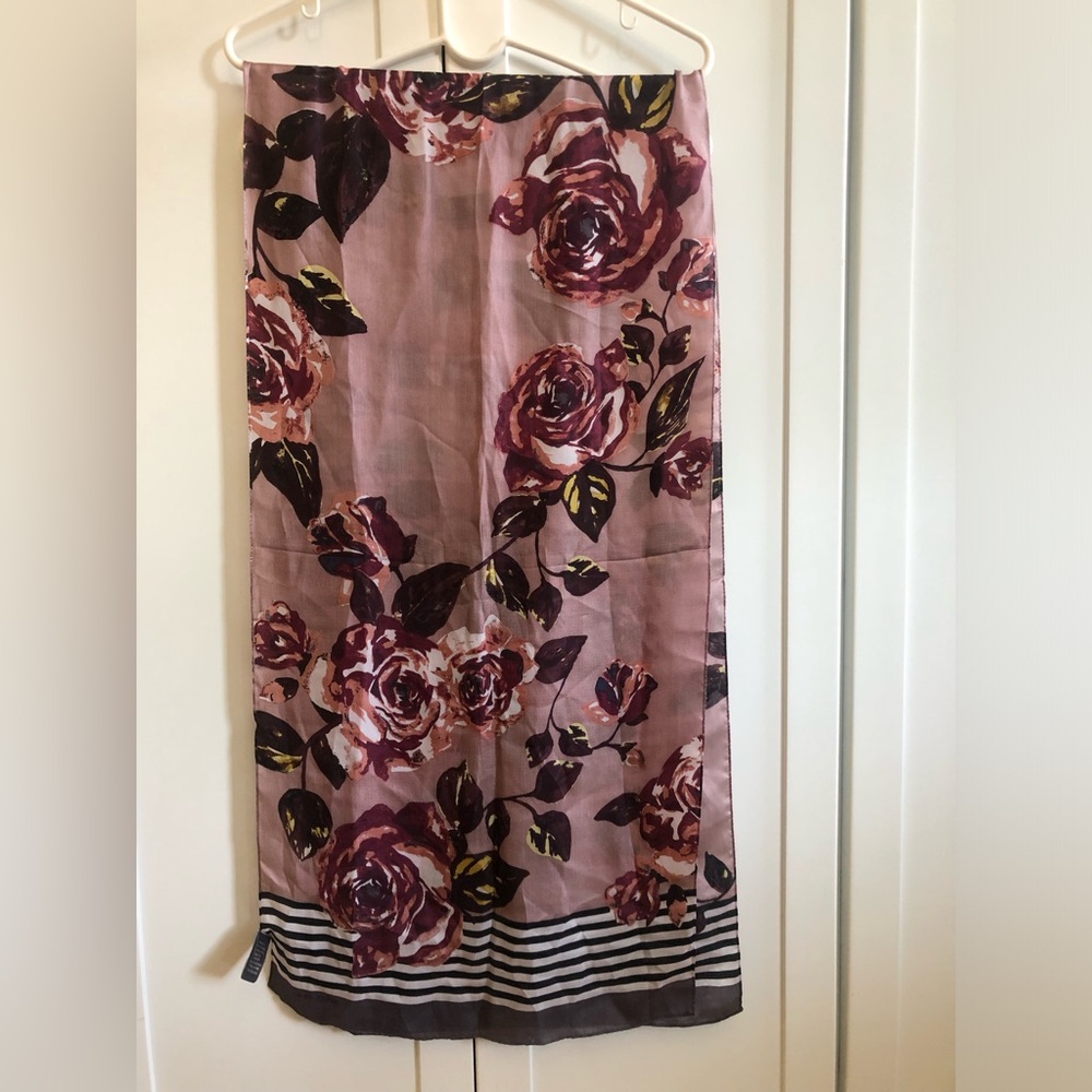 Vince Camuto Floral & Stripe Oblong Scarf 100% silk - Picture 10 of 11